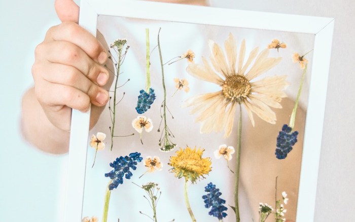 wild flowers pressed frame diy craft outdoor art garden summer crafting maker