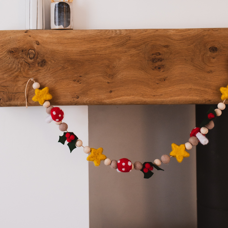 Winter Whimsy Needlefelt Garland