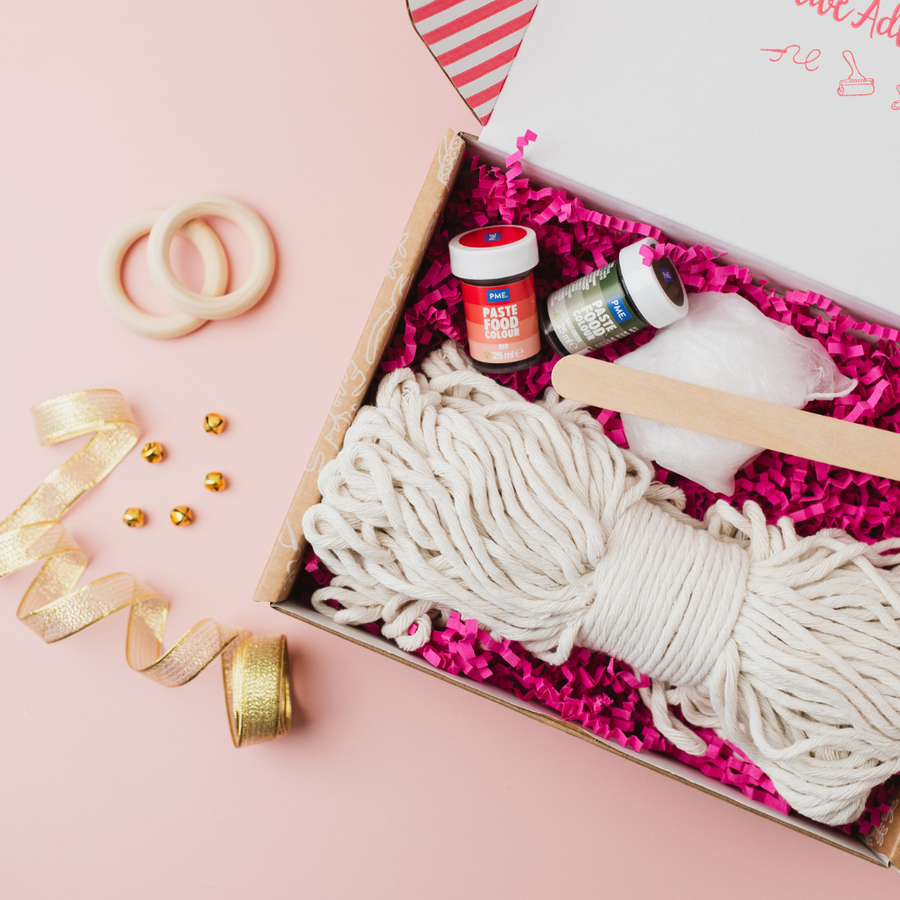 Festive Macramé Magic Craft Kit