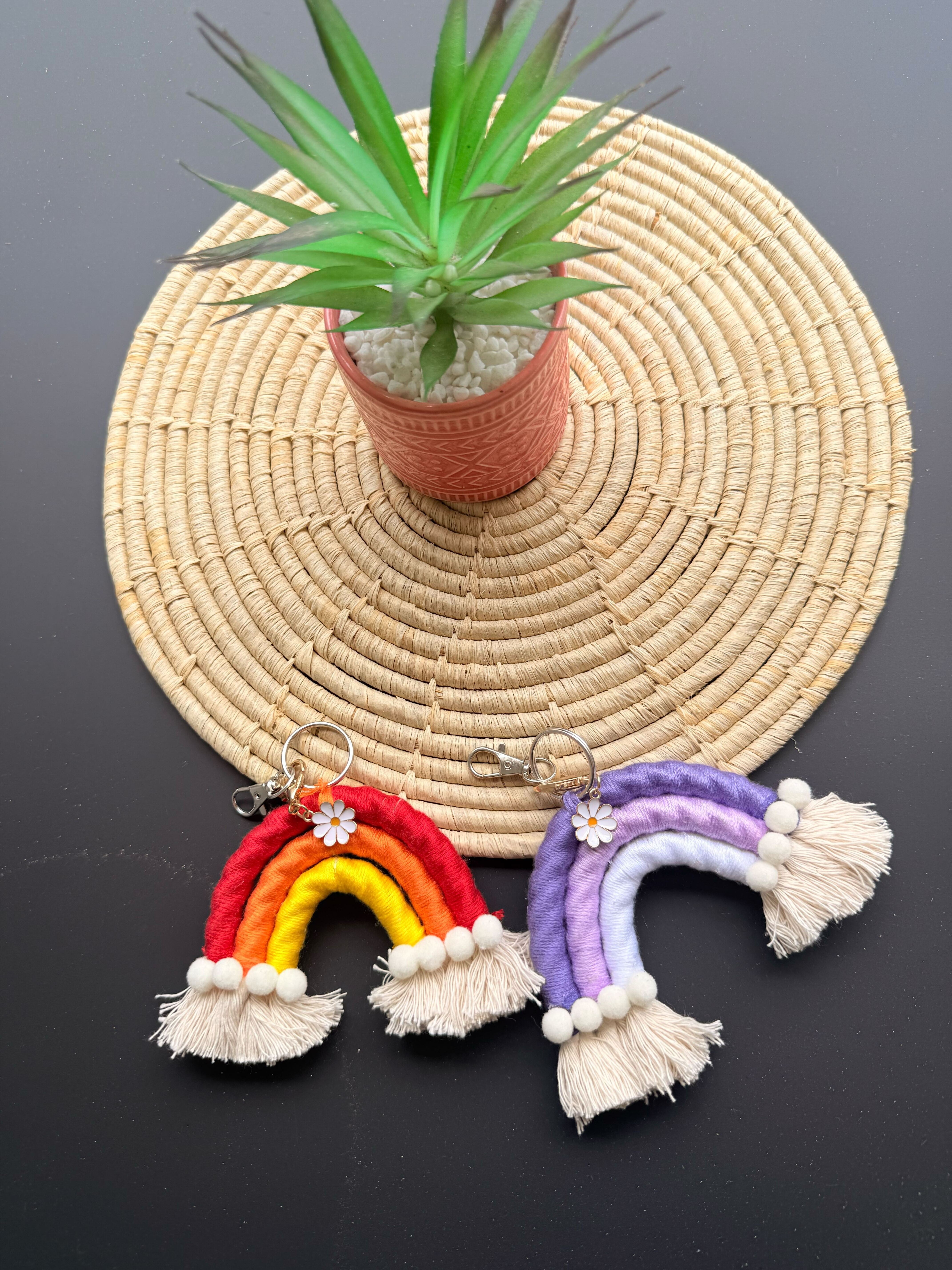 Macramé Keychains Little Makers Kit